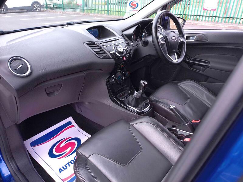 FORD FIESTA