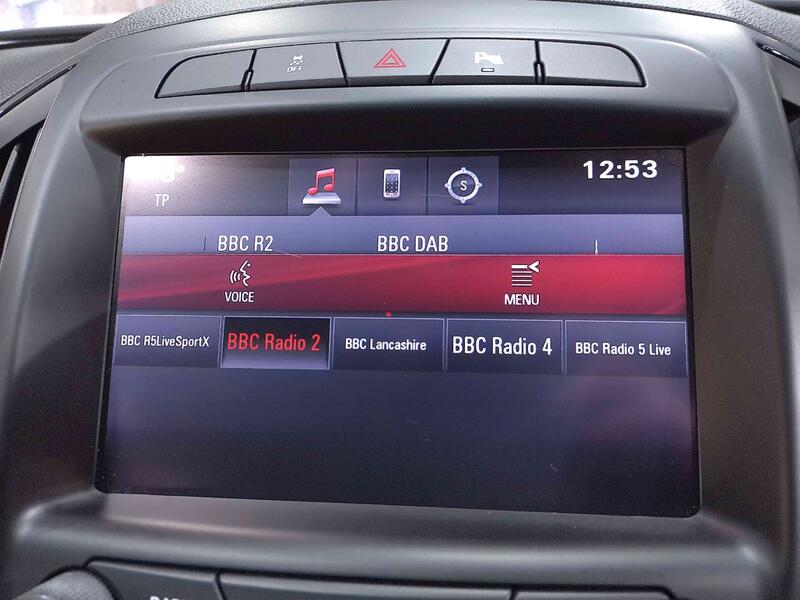 VAUXHALL INSIGNIA