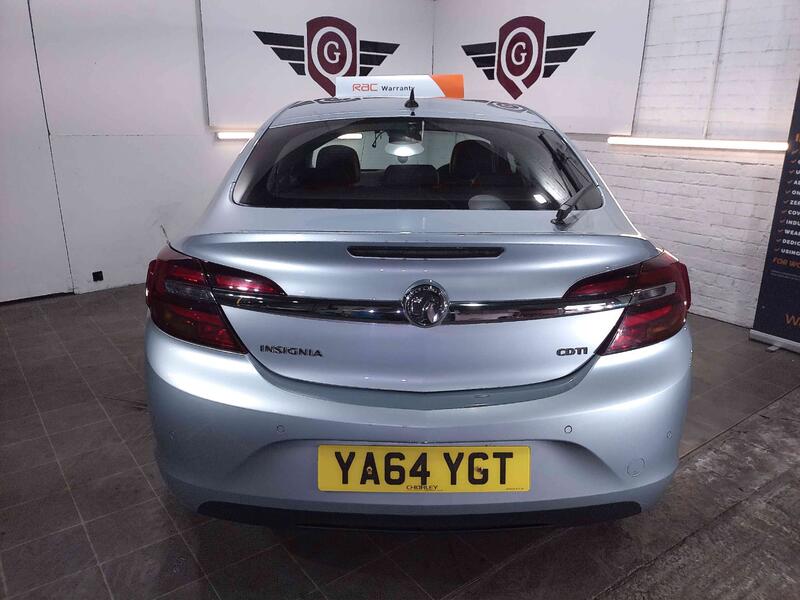 VAUXHALL INSIGNIA