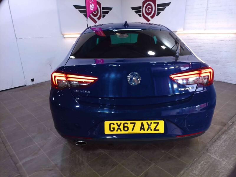 VAUXHALL INSIGNIA