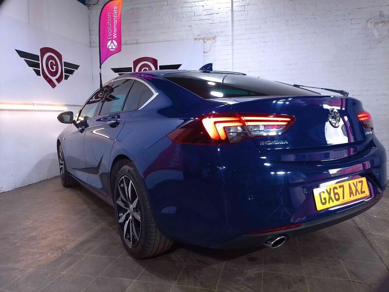 VAUXHALL INSIGNIA
