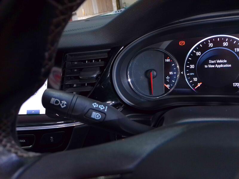 VAUXHALL INSIGNIA