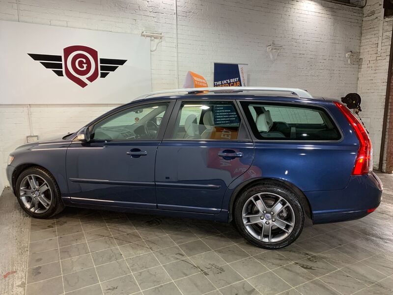 VOLVO V50