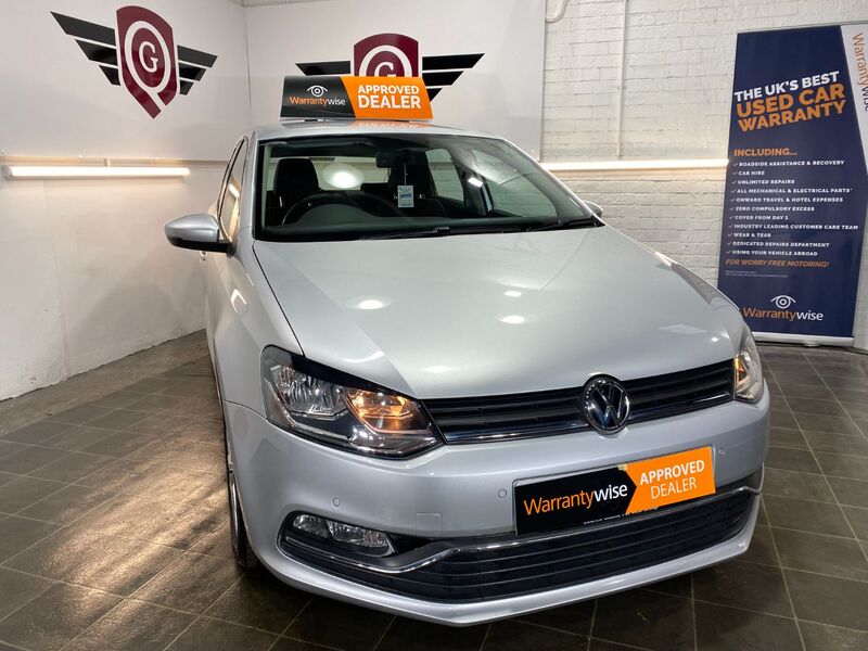 VOLKSWAGEN POLO