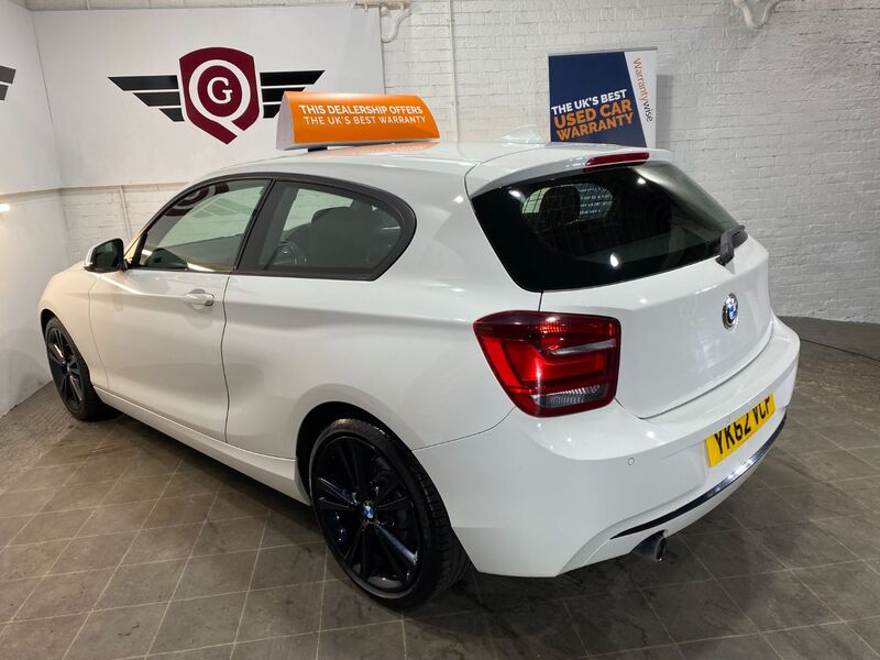 BMW 1 SERIES