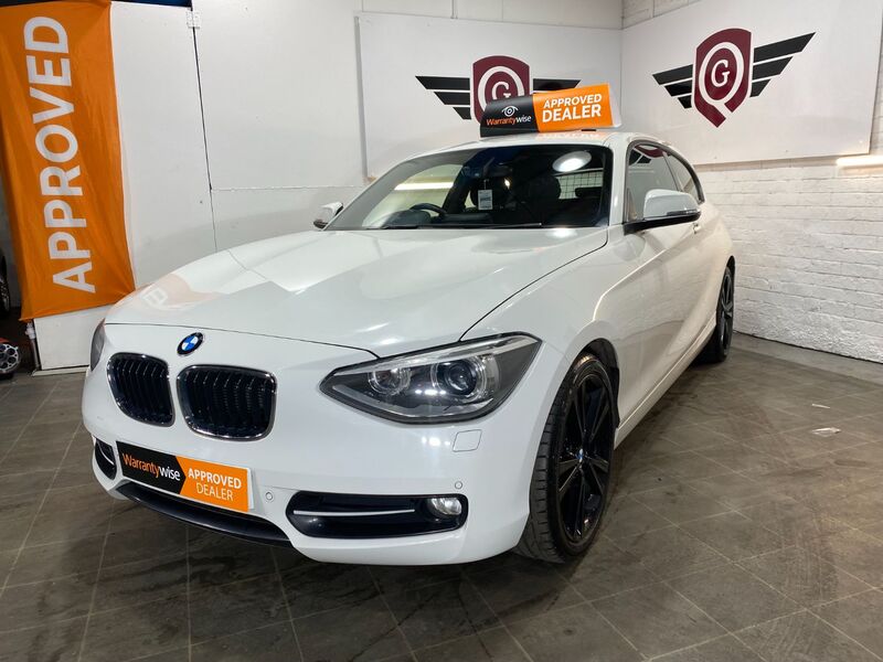 BMW 1 SERIES