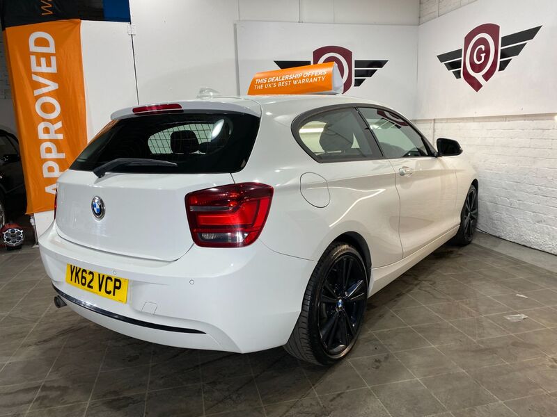 BMW 1 SERIES