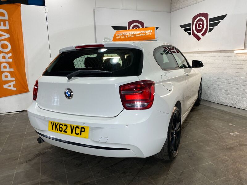 BMW 1 SERIES