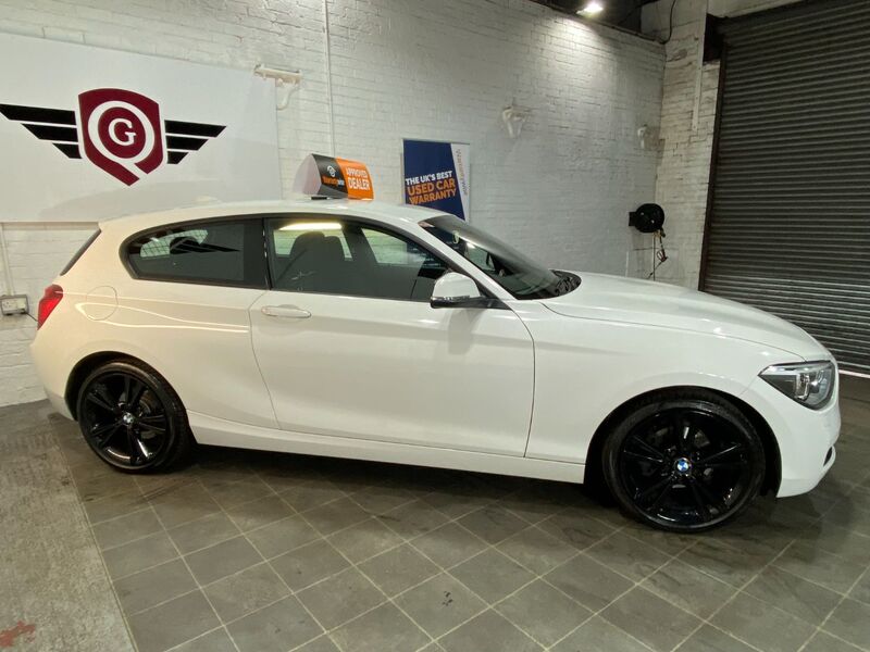 BMW 1 SERIES
